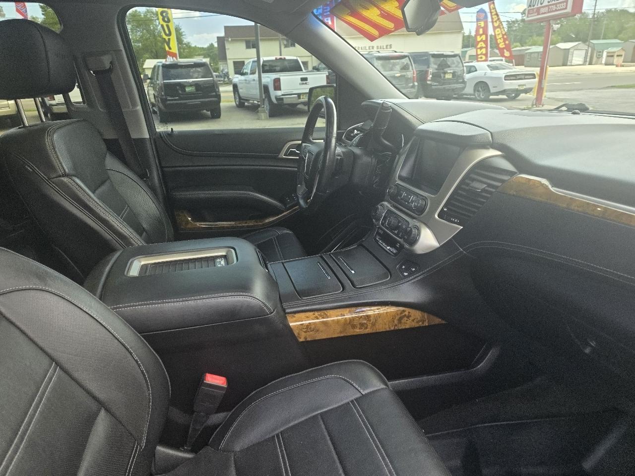 GMC Yukon Denali XL 4WD 2015