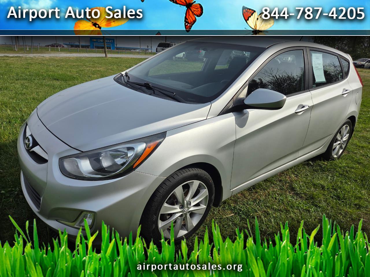 2012 Hyundai Accent SE