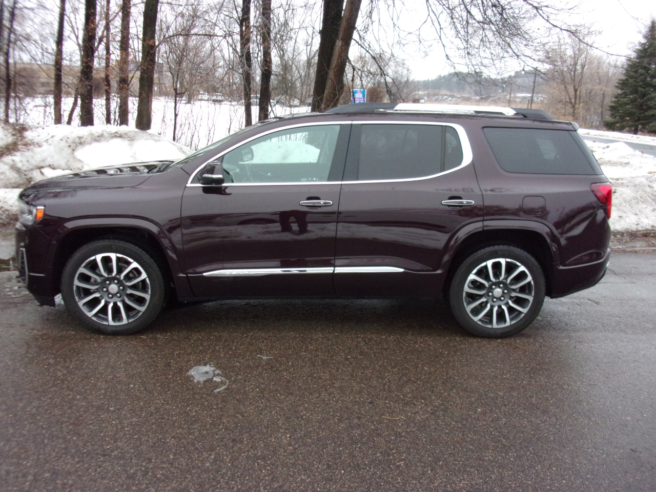 GMC Acadia Denali AWD 2021