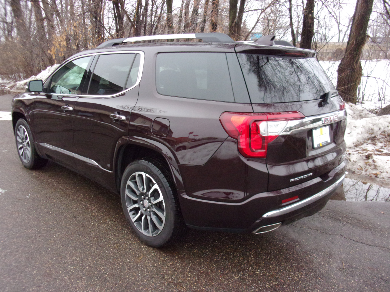 GMC Acadia Denali AWD 2021
