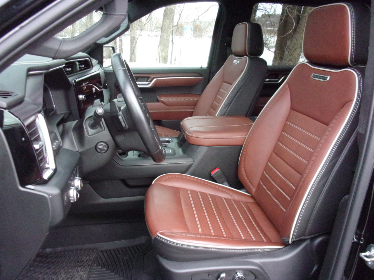 GMC Sierra 1500 Denali Ultimate Crew Cab 4WD 2023