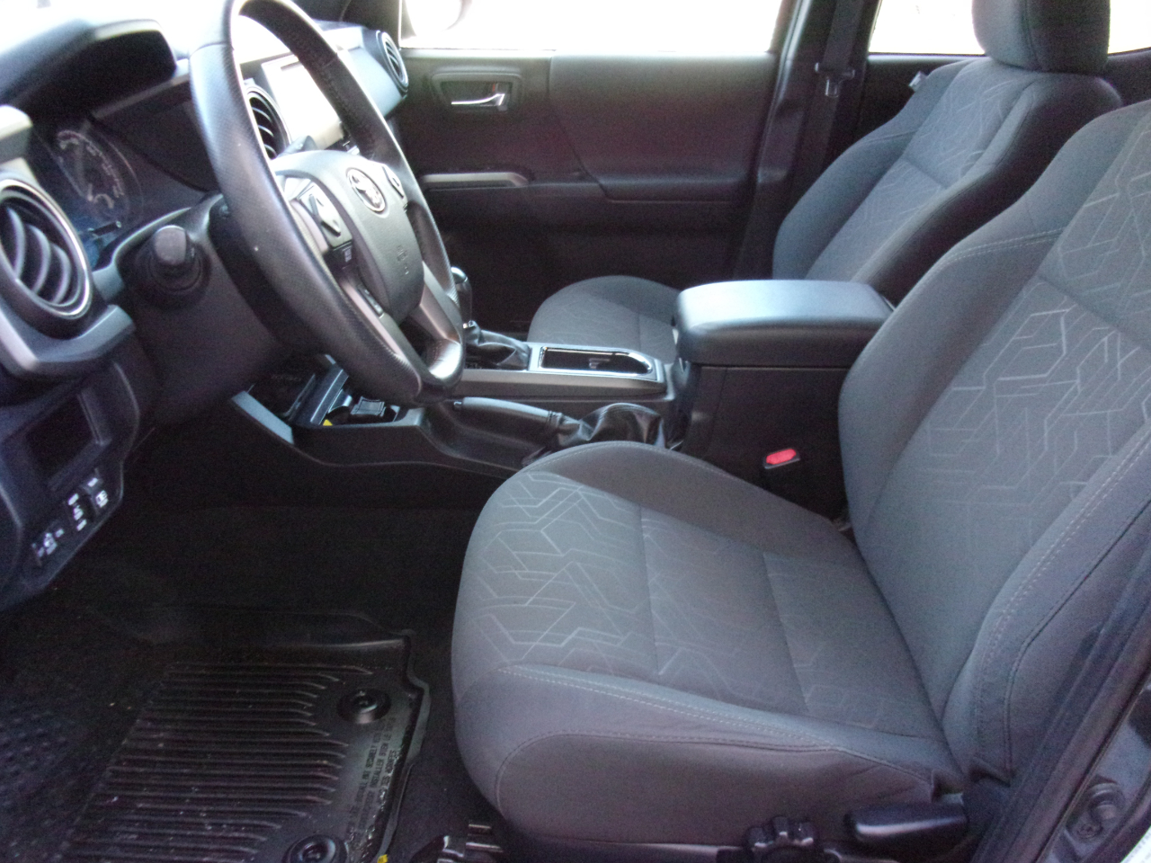 Toyota Tacoma TRD Offroad Double Cab 4WD V6 2017