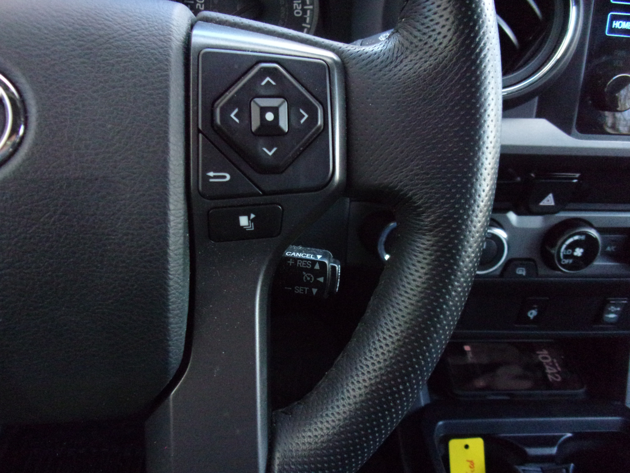 Toyota Tacoma TRD Offroad Double Cab 4WD V6 2017