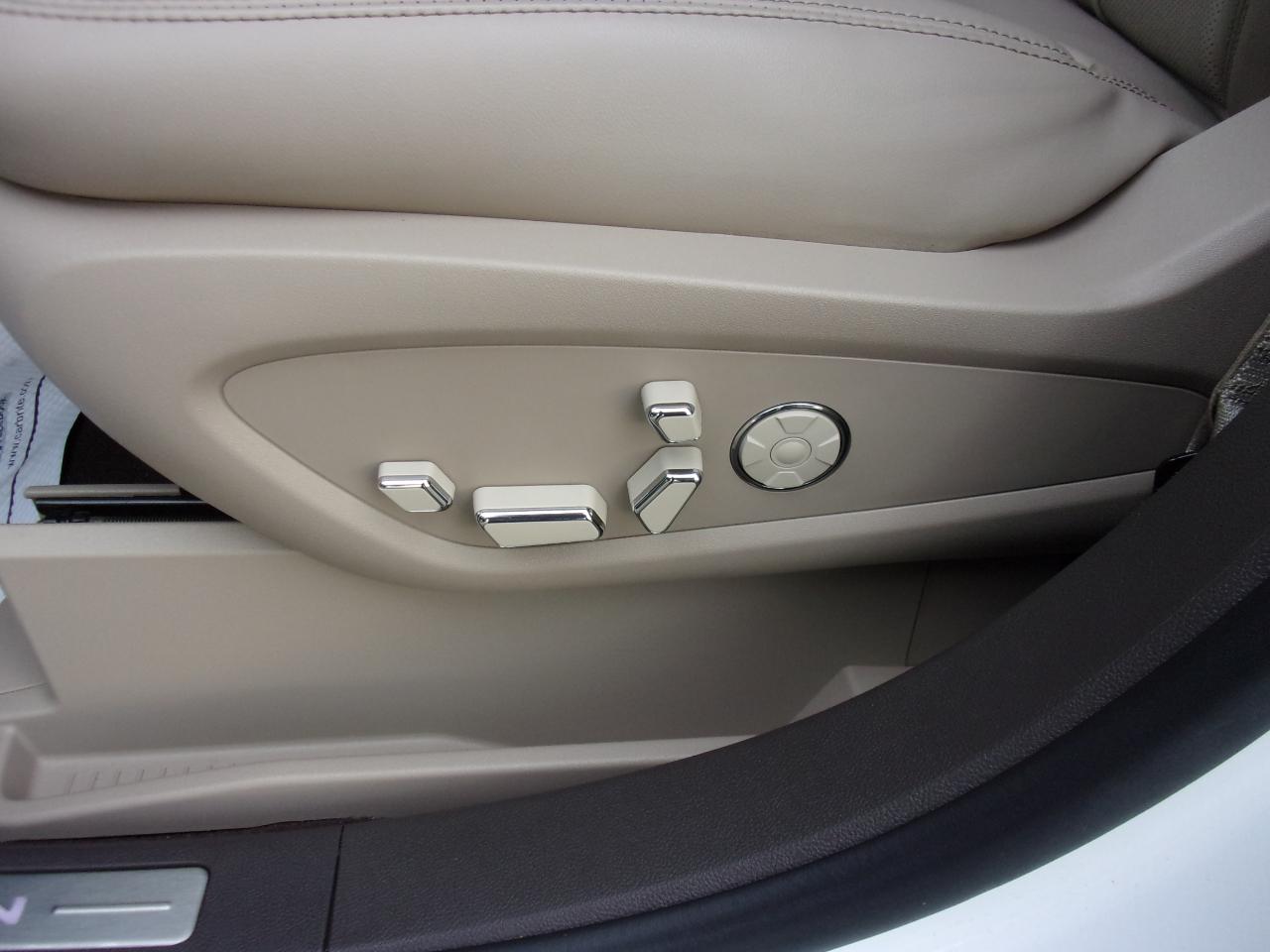 Lincoln Nautilus Reserve AWD 2021