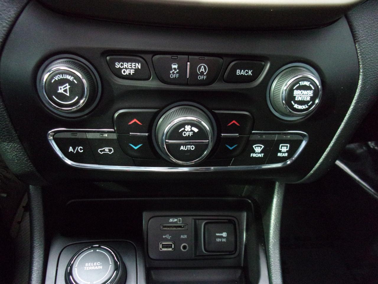 Jeep Cherokee Latitude 4WD 2016