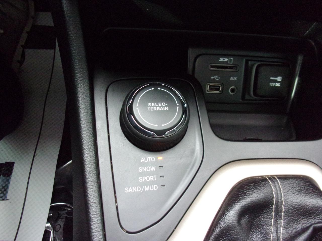 Jeep Cherokee Latitude 4WD 2016