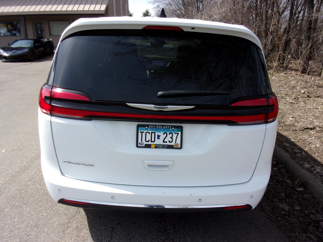 Chrysler Pacifica Touring L 2023