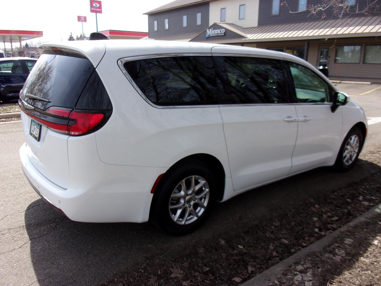 Chrysler Pacifica Touring L 2023