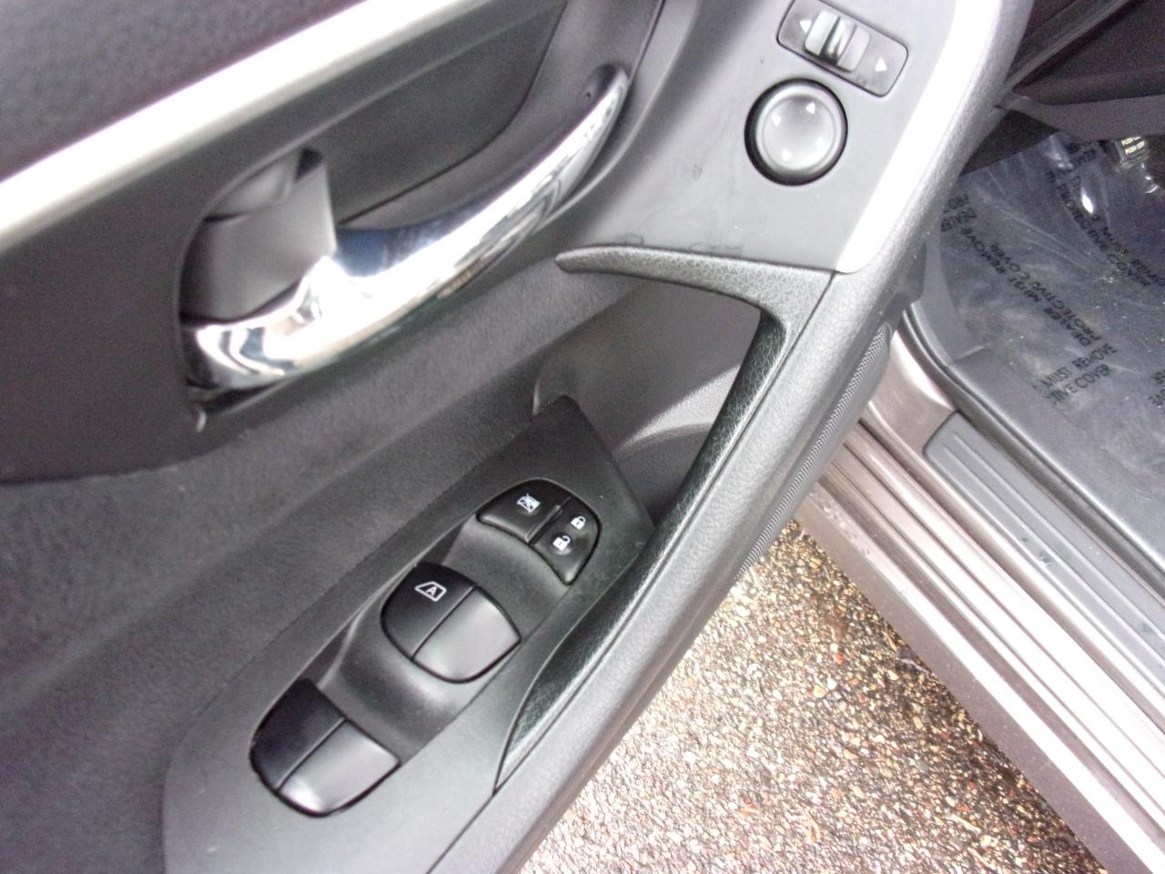 Nissan Altima 2.5 SV 2015