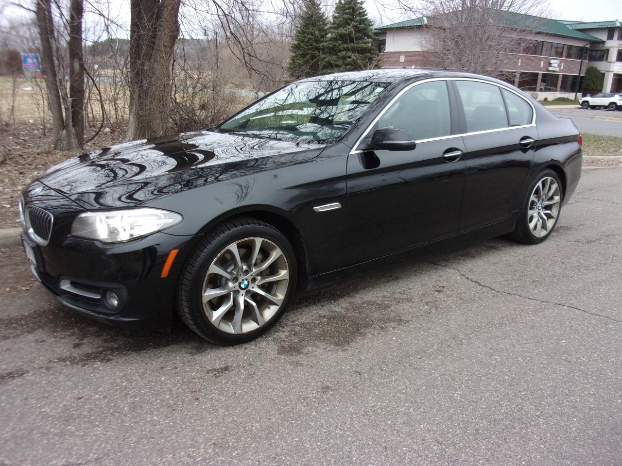 BMW 5-Series 535i xDrive 2016