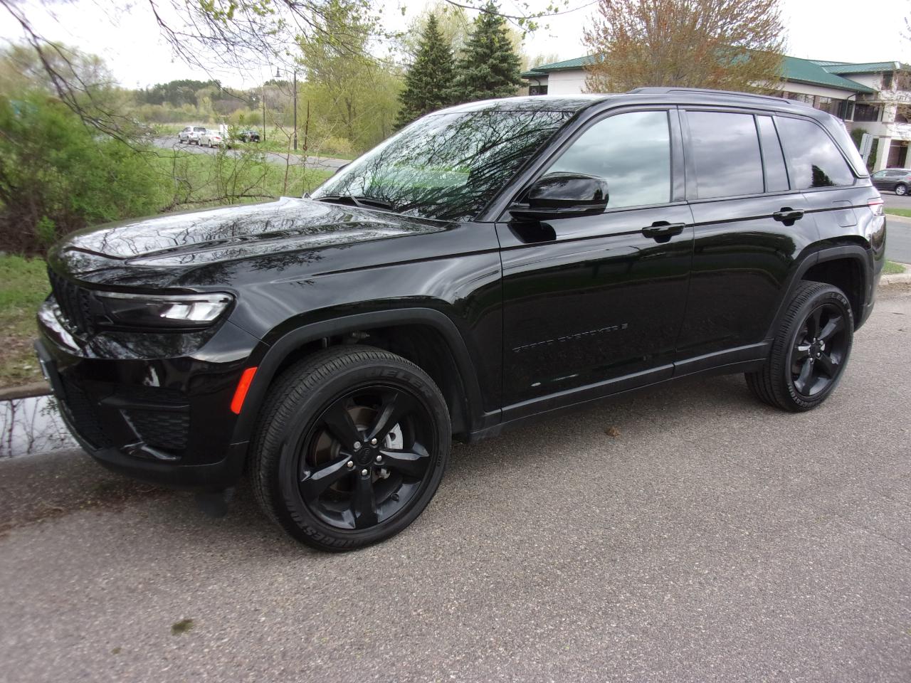 2023 Jeep Grand Cherokee Altitude 4x4