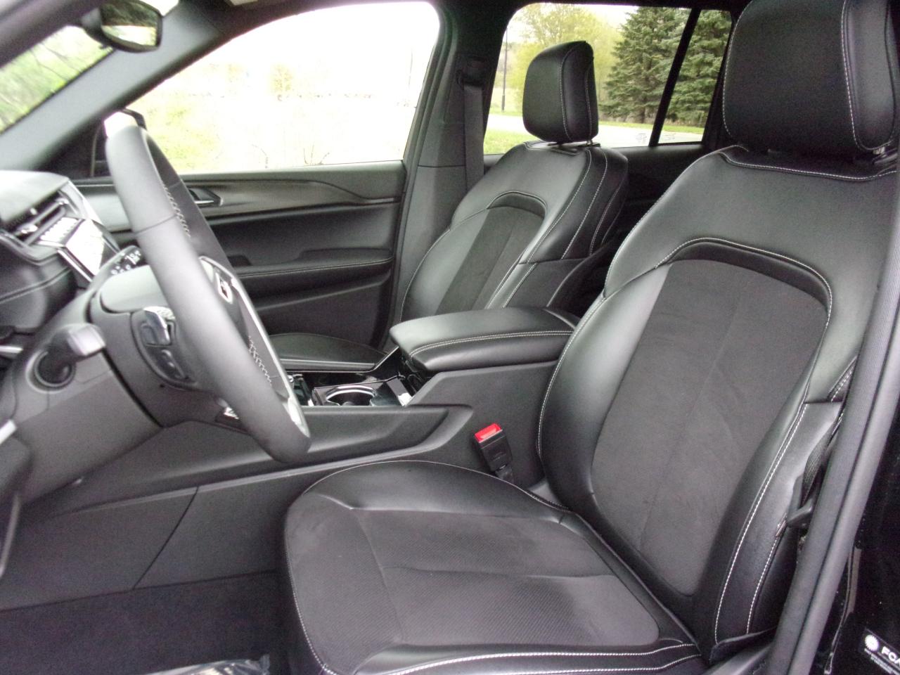 Jeep Grand Cherokee Altitude 4x4 2023