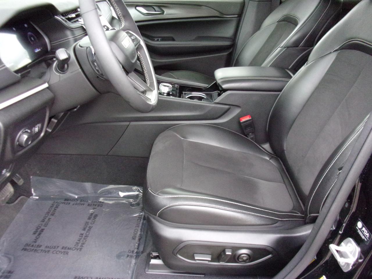 Jeep Grand Cherokee Altitude 4x4 2023