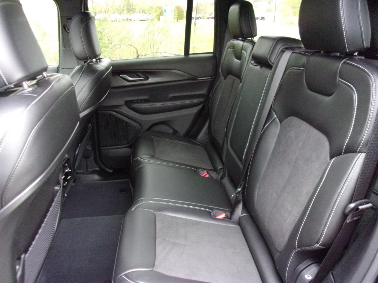 Jeep Grand Cherokee Altitude 4x4 2023