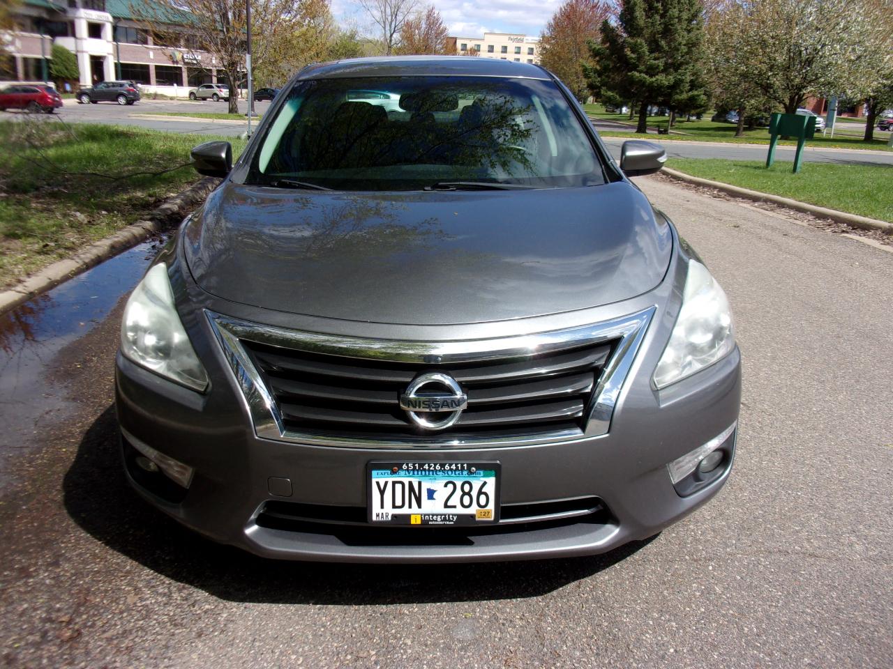 Nissan Altima 2.5 SV 2015