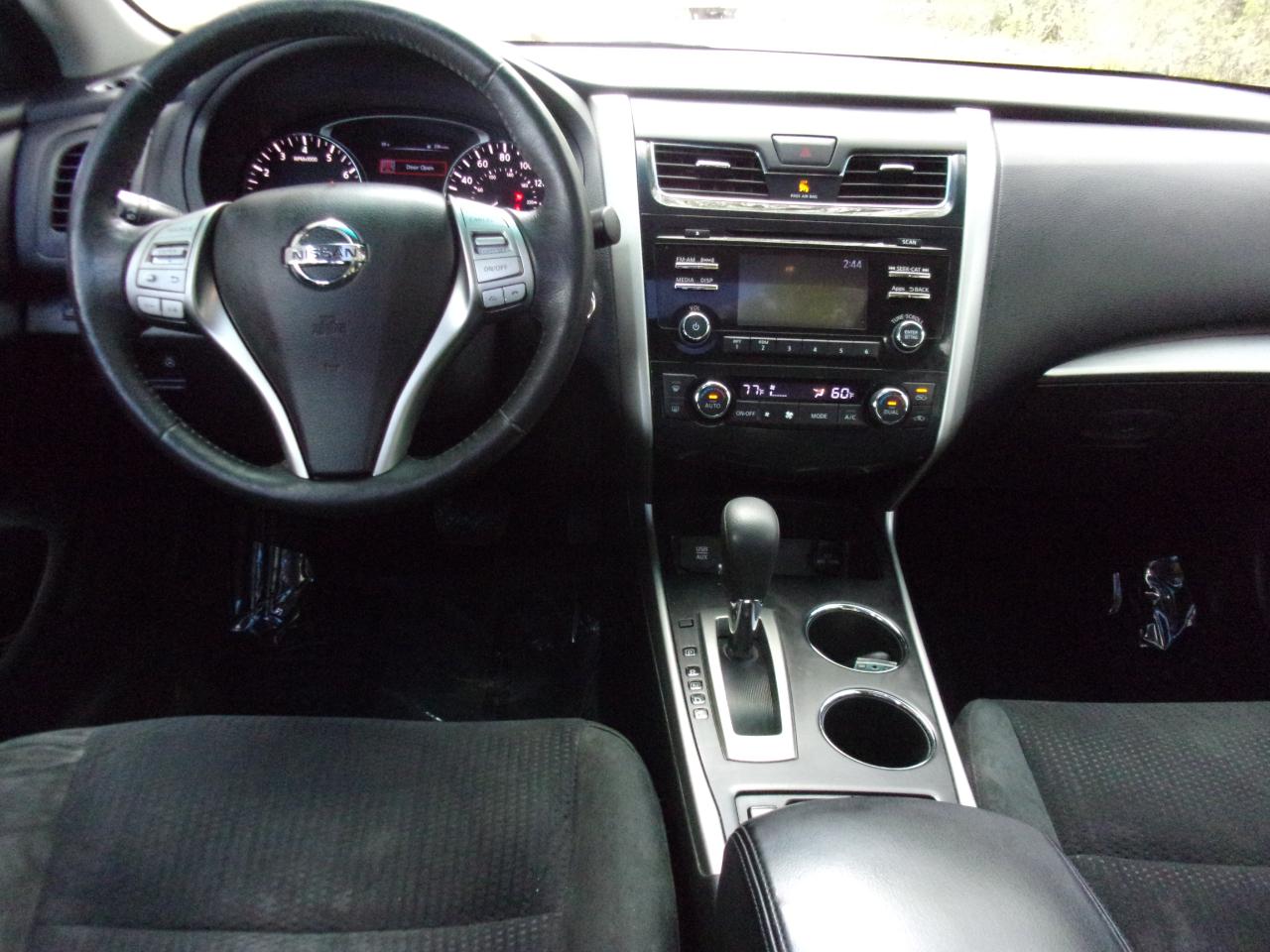 Nissan Altima 2.5 SV 2015