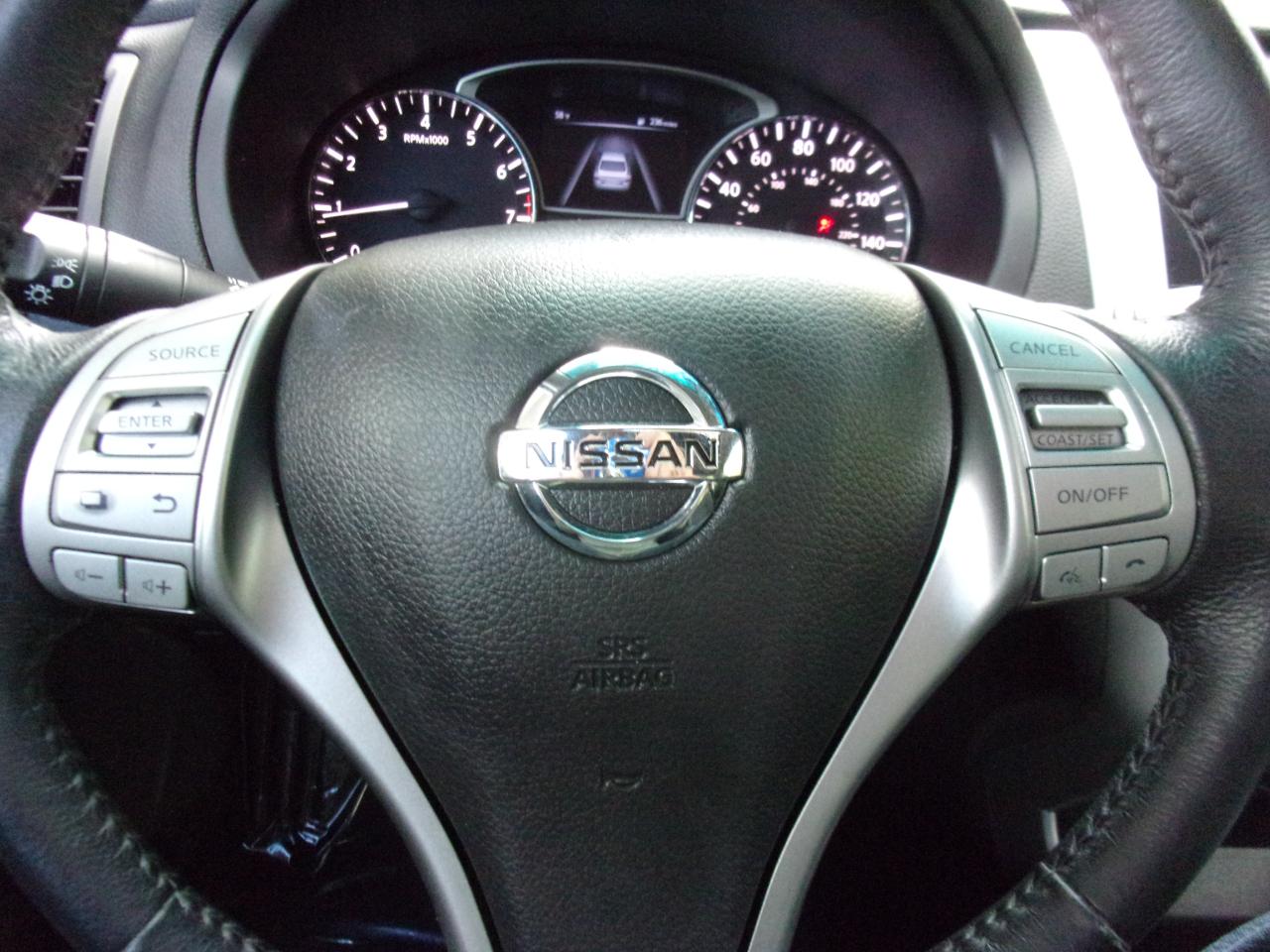 Nissan Altima 2.5 SV 2015