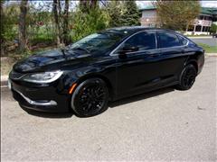 2016 Chrysler 200 