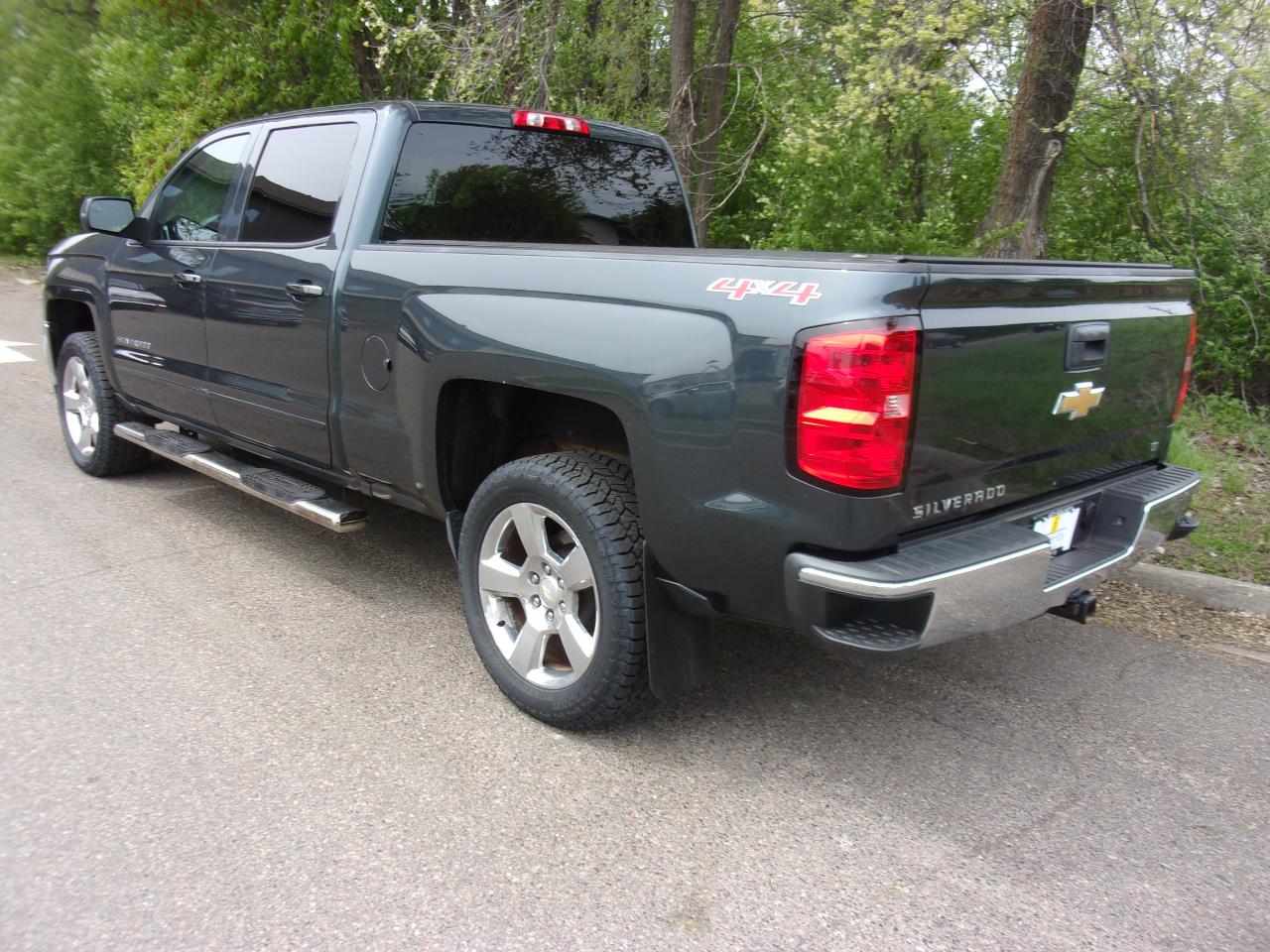 Chevrolet Silverado 1500 LT Crew Cab Long Box 4WD 2017