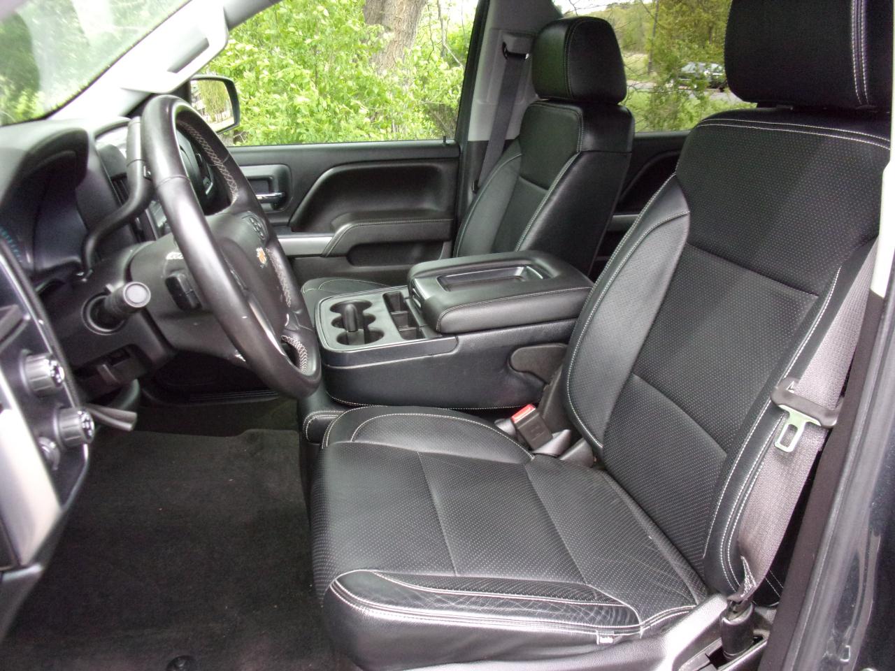 Chevrolet Silverado 1500 LT Crew Cab Long Box 4WD 2017