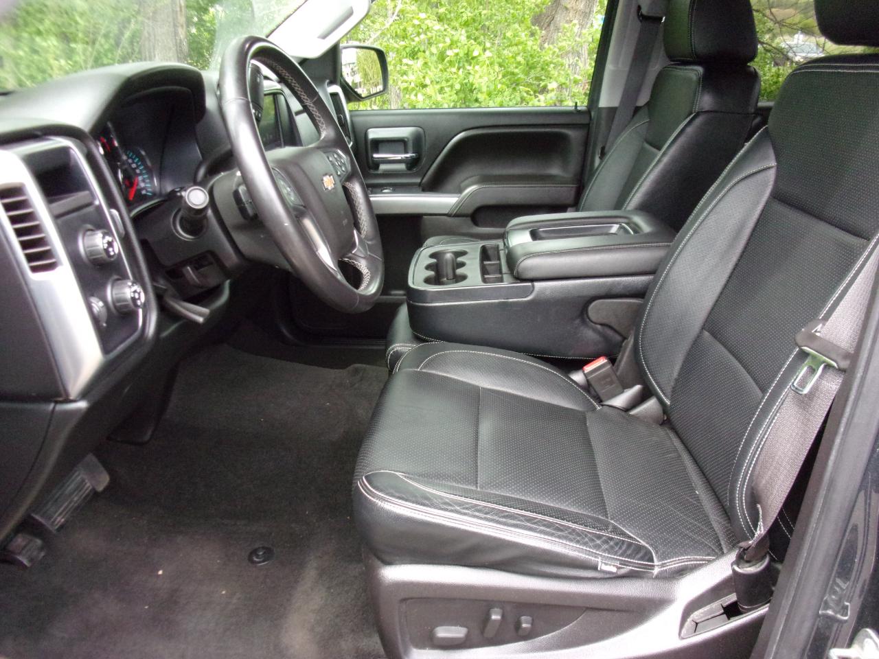 Chevrolet Silverado 1500 LT Crew Cab Long Box 4WD 2017