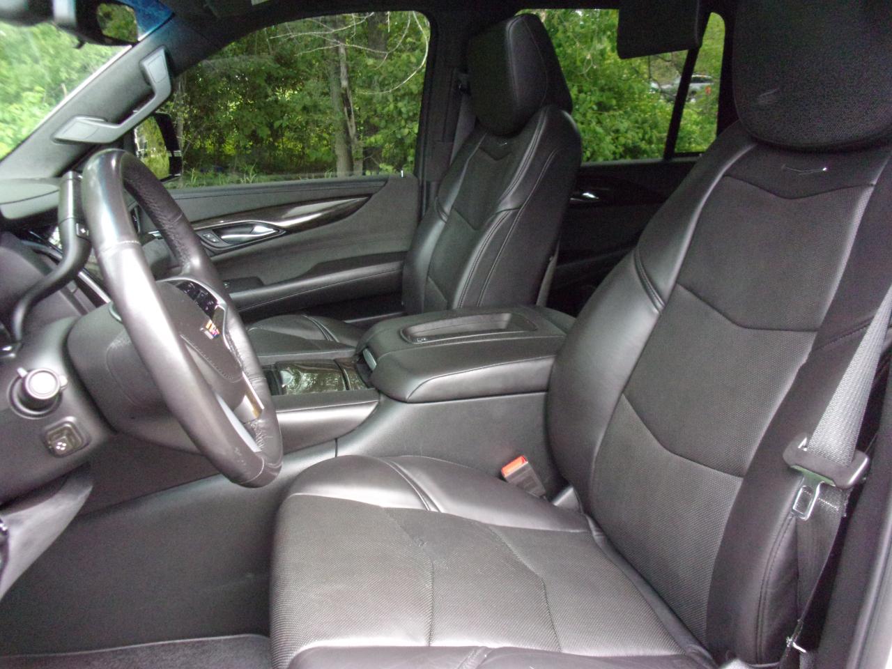 Cadillac Escalade Platinum 4WD 2018