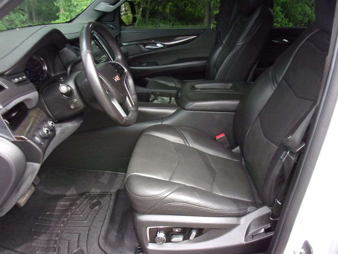 Cadillac Escalade Platinum 4WD 2018