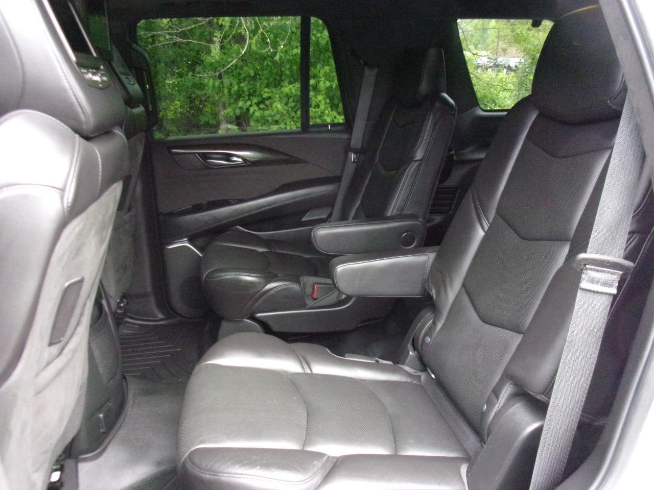 Cadillac Escalade Platinum 4WD 2018