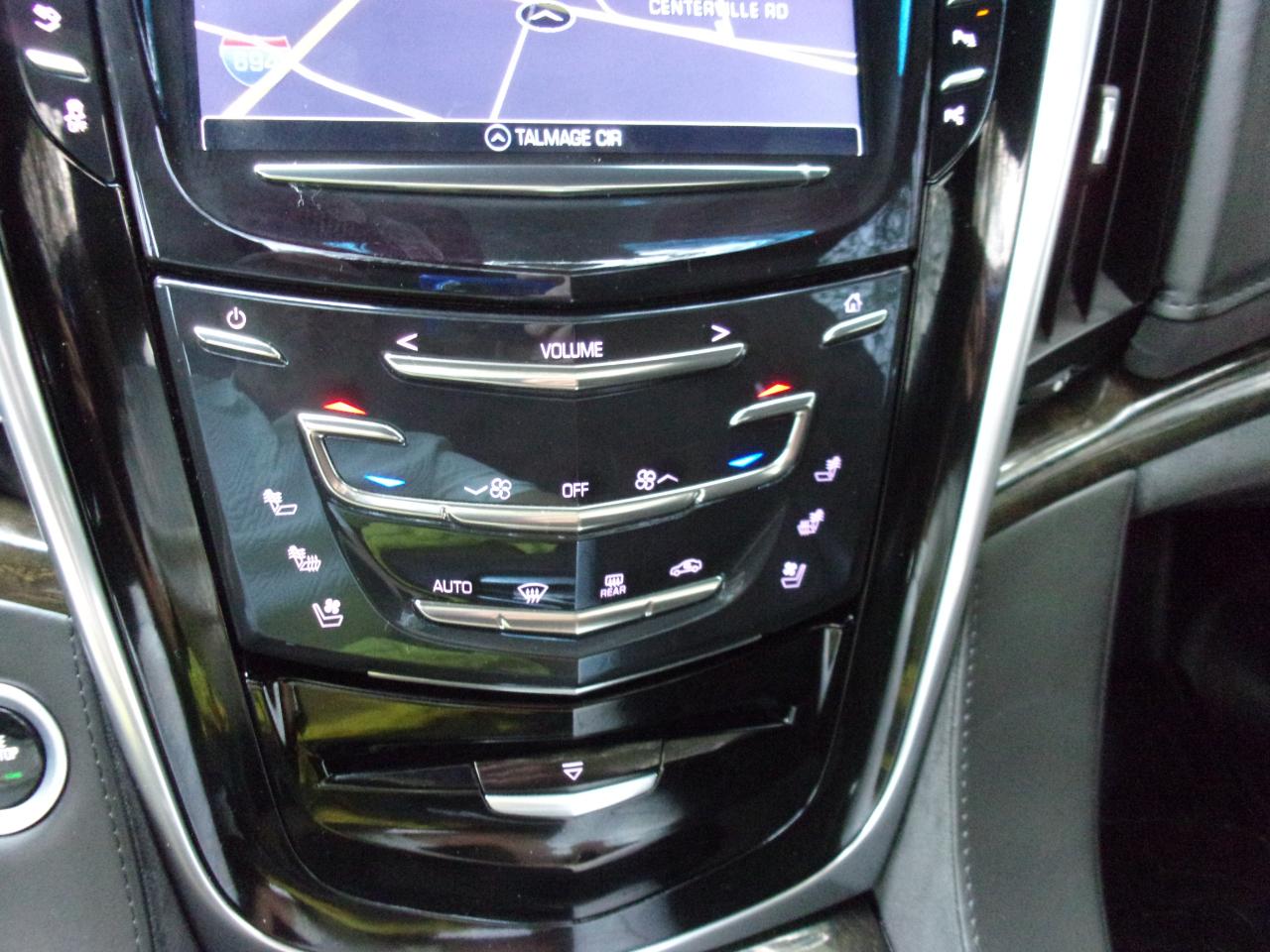 Cadillac Escalade Platinum 4WD 2018
