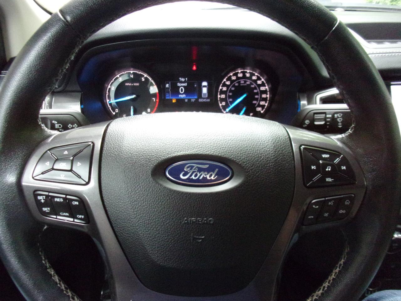 Ford Ranger Lariat SuperCrew 4WD 2022