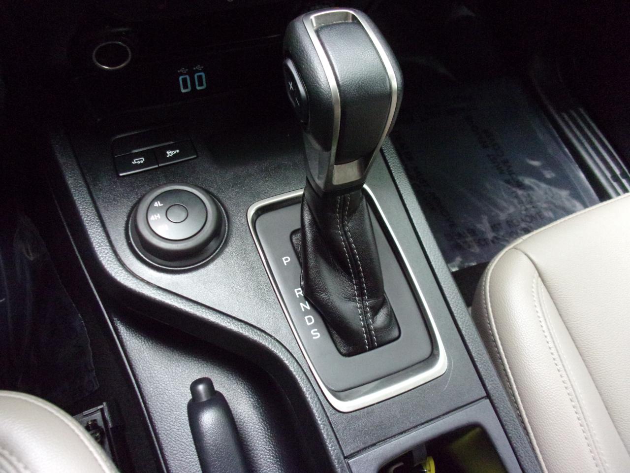 Ford Ranger Lariat SuperCrew 4WD 2022