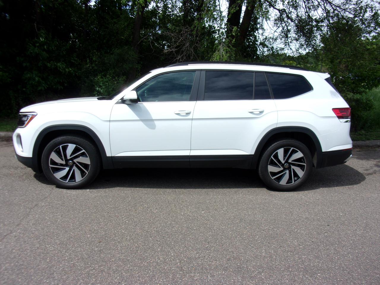 Volkswagen Atlas SE w/Technology 4MOTION 2024