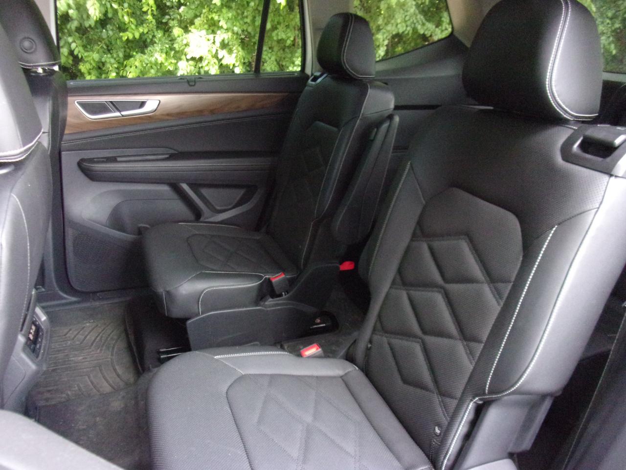 Volkswagen Atlas SE w/Technology 4MOTION 2024