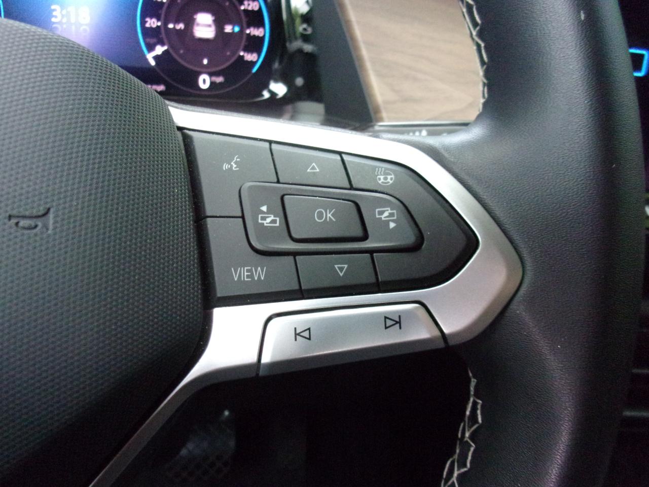 Volkswagen Atlas SE w/Technology 4MOTION 2024