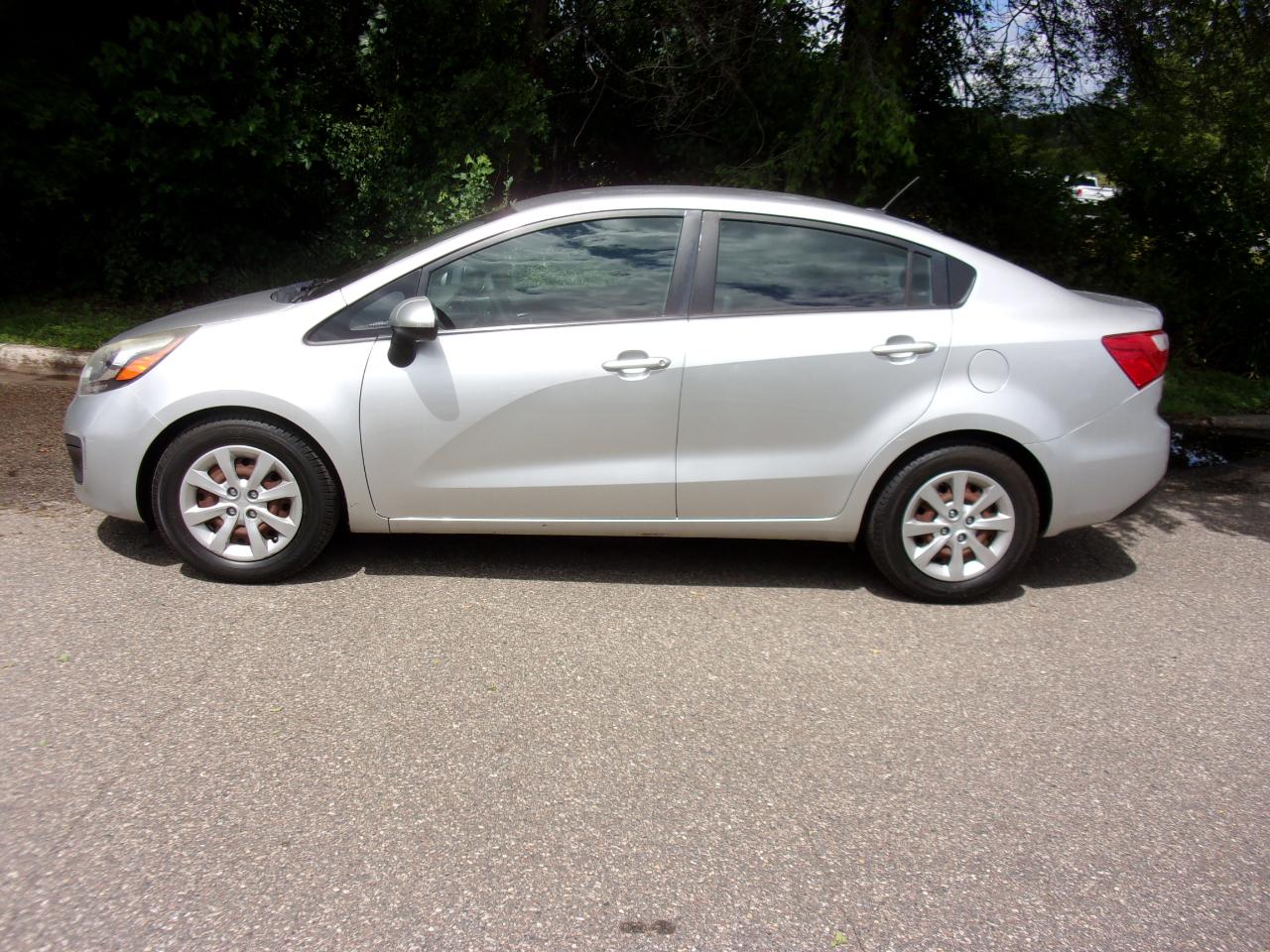 Kia Rio LX 2013