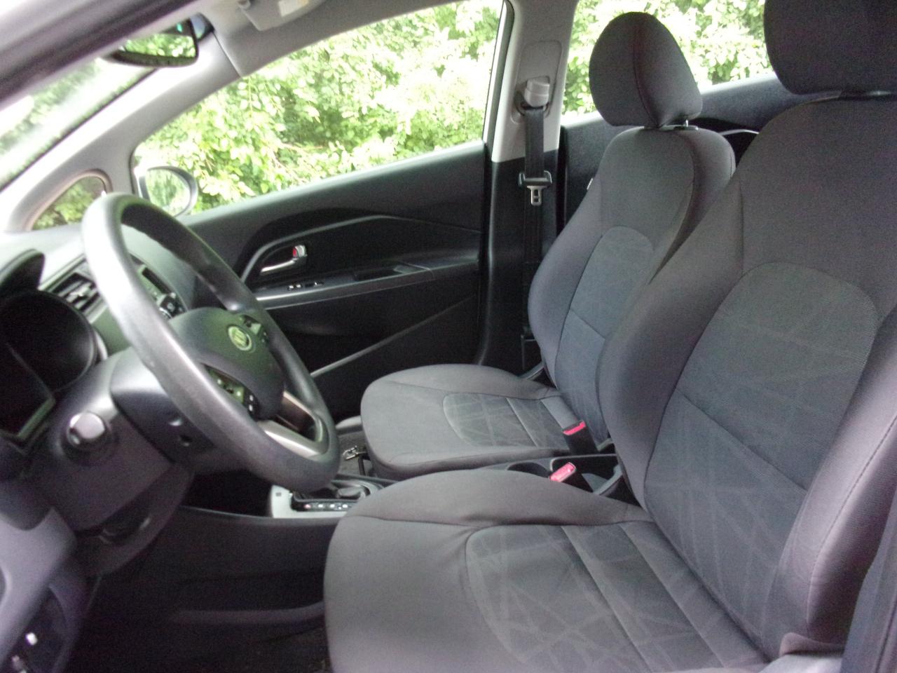 Kia Rio LX 2013