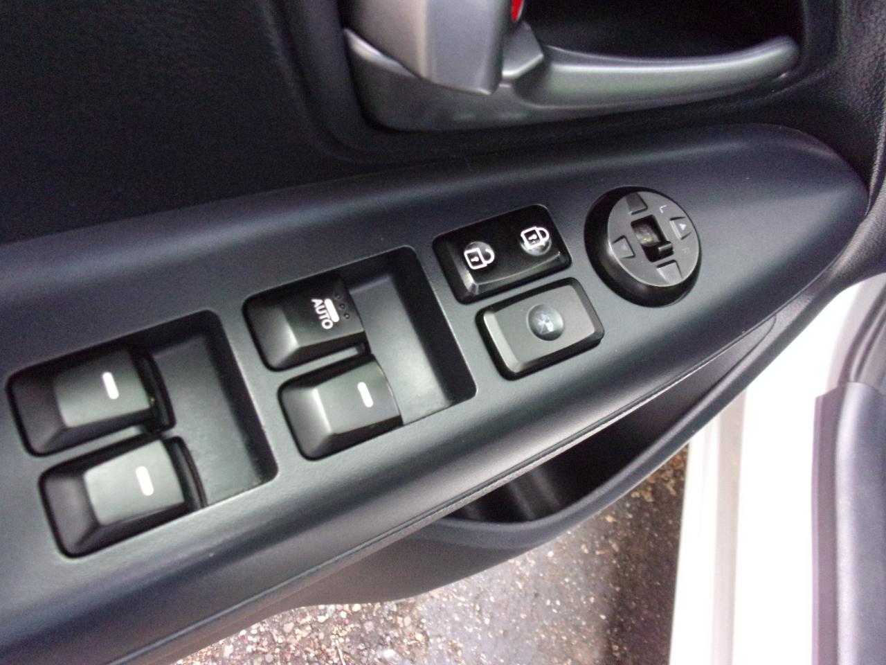 Kia Rio LX 2013