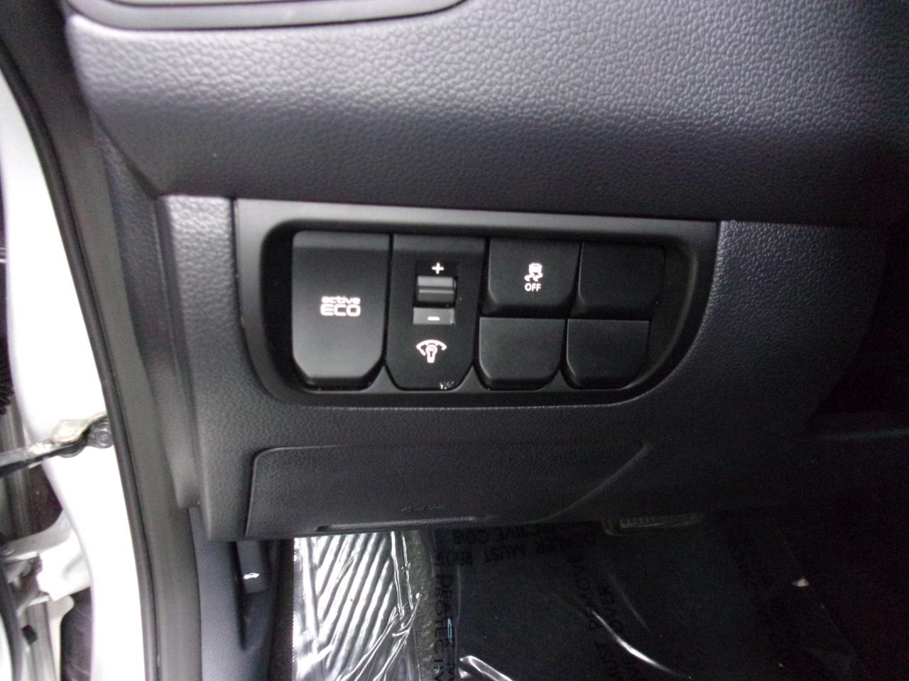Kia Rio LX 2013