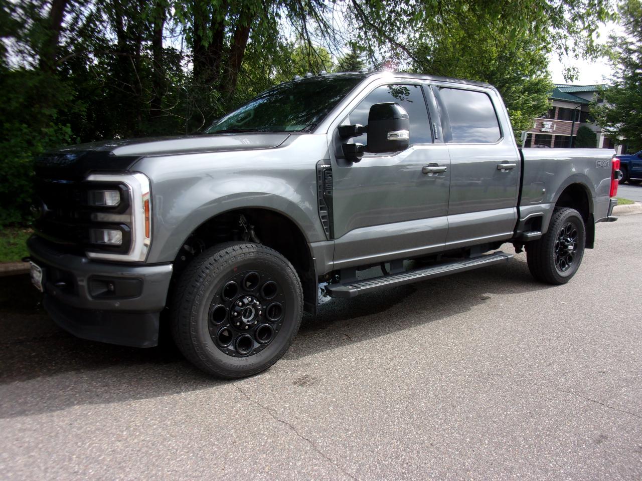2024 Ford F-250 SD Lariat Crew Cab 4WD