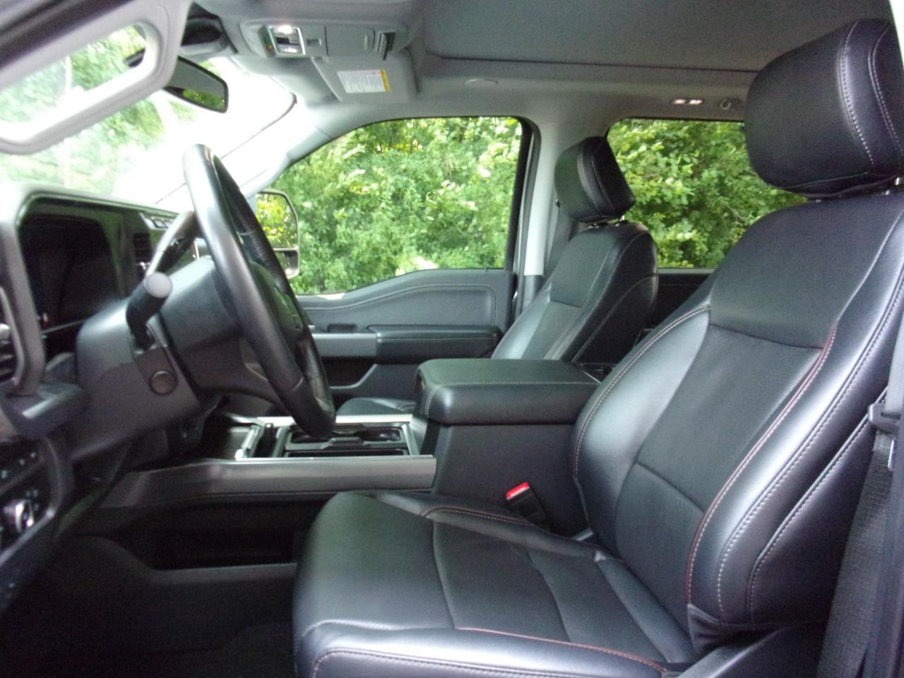 Ford F-250 SD Lariat Crew Cab 4WD 2024