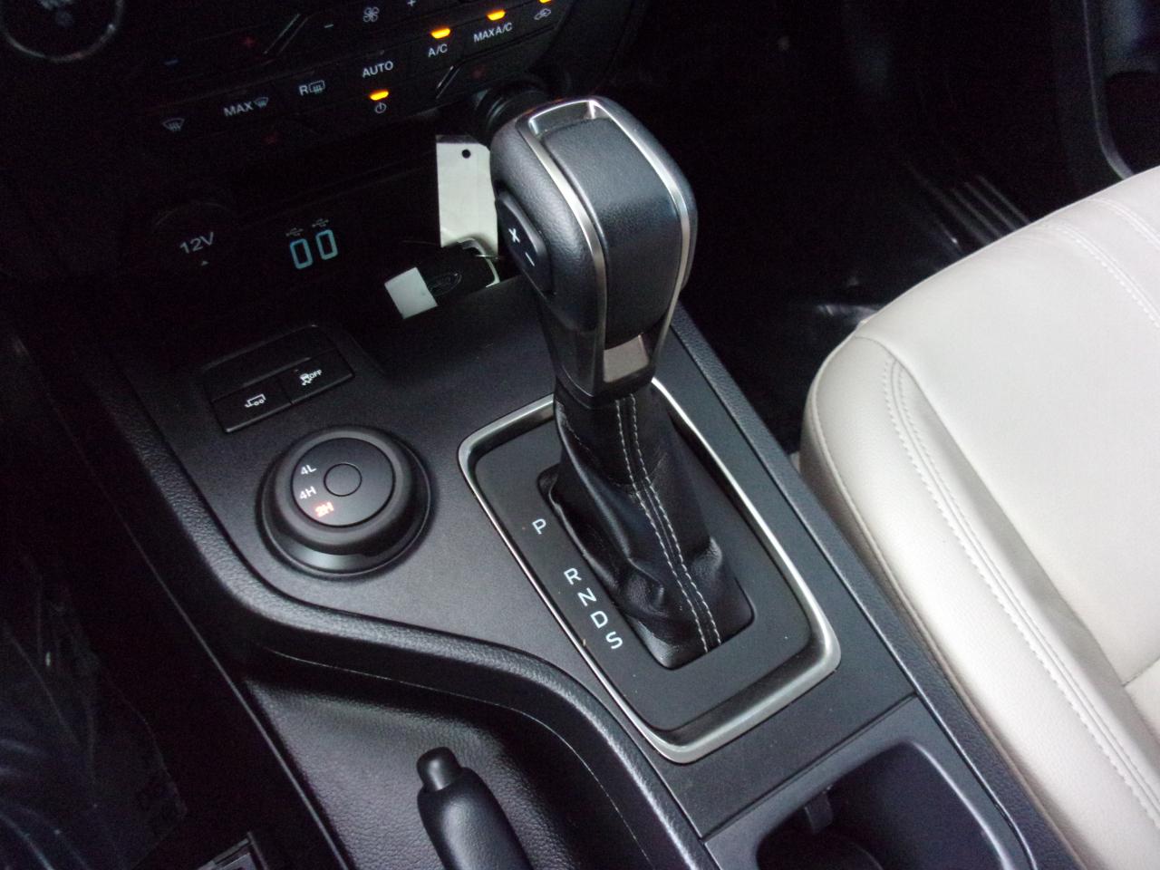 Ford Ranger Lariat SuperCrew 4WD 2022