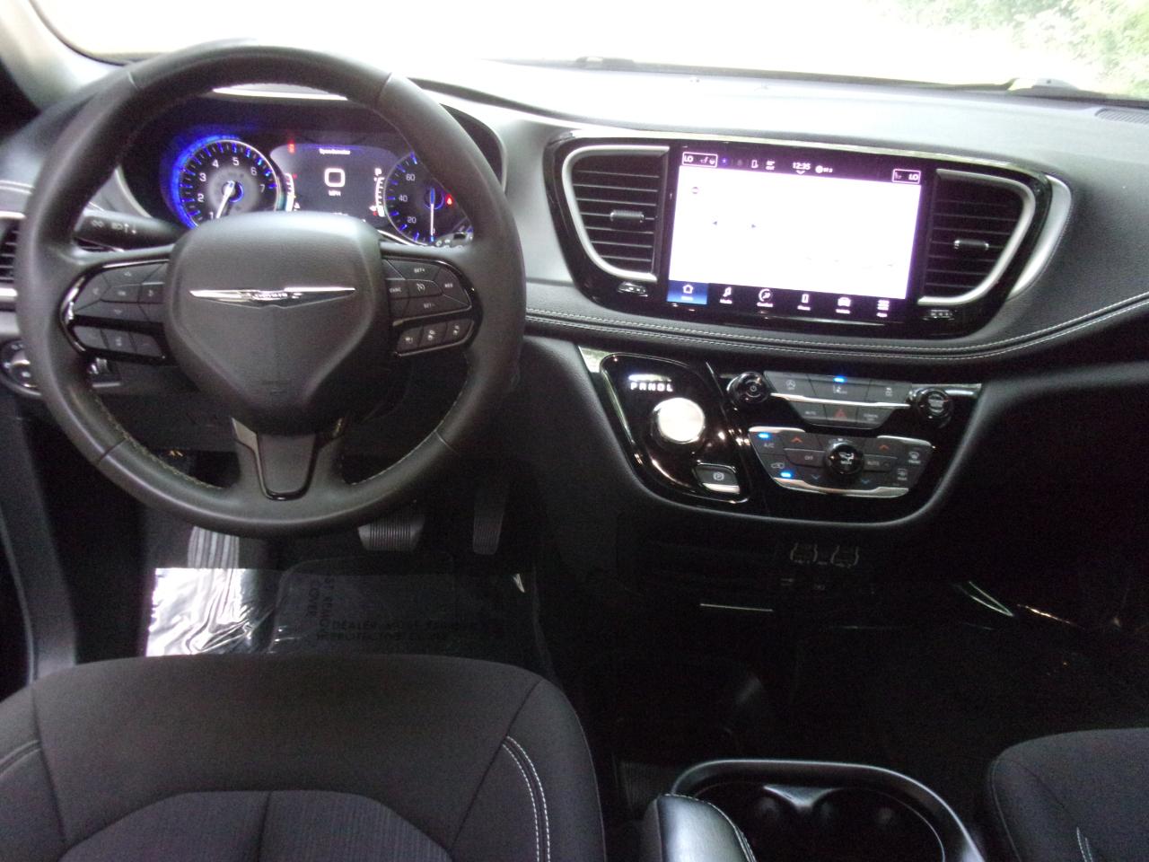 Chrysler Pacifica Touring 2022