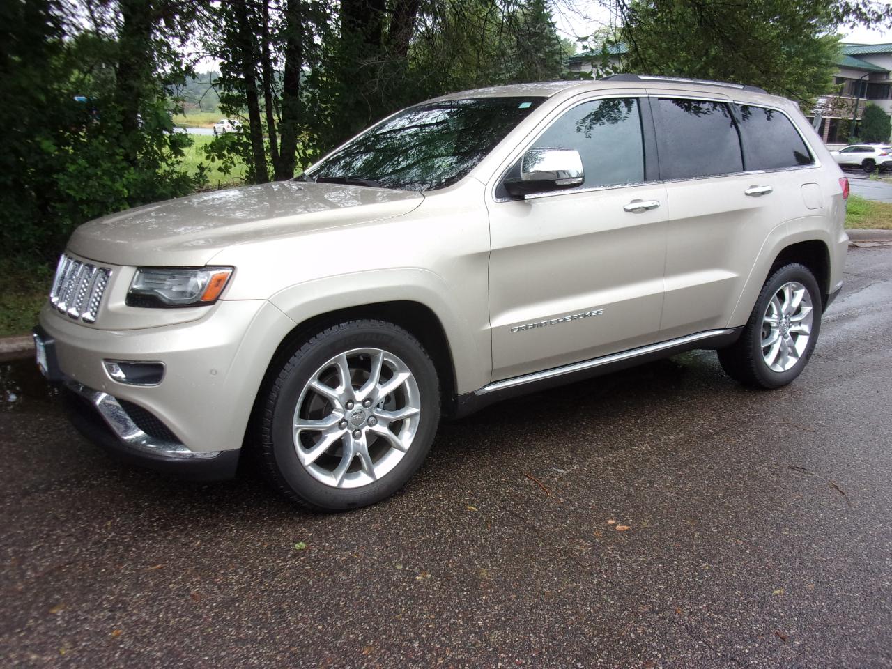 2014 Jeep Grand Cherokee Summit 4WD