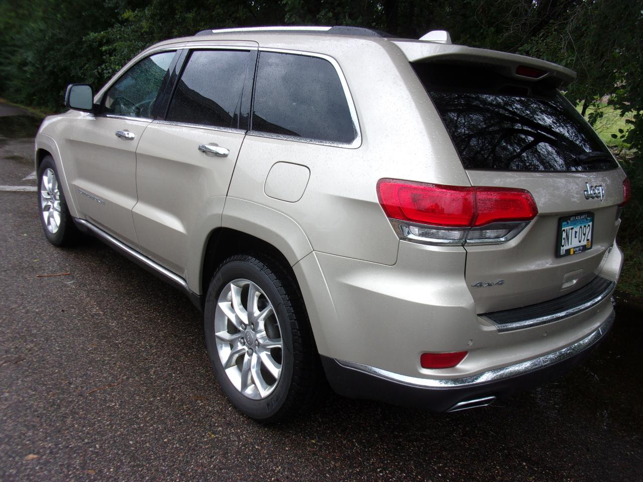 Jeep Grand Cherokee Summit 4WD 2014