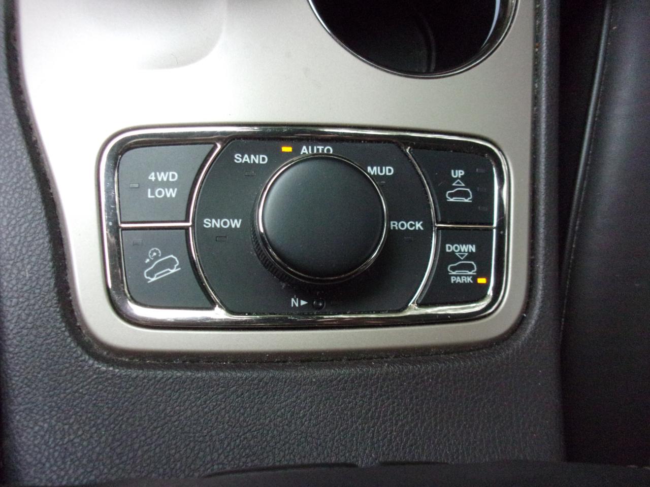 Jeep Grand Cherokee Summit 4WD 2014