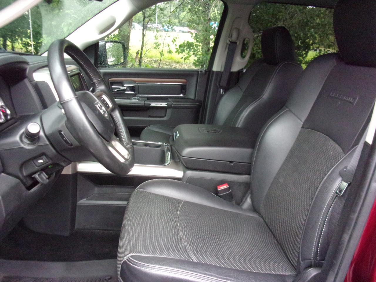 RAM 1500 Laramie Crew Cab LWB 4WD 2017