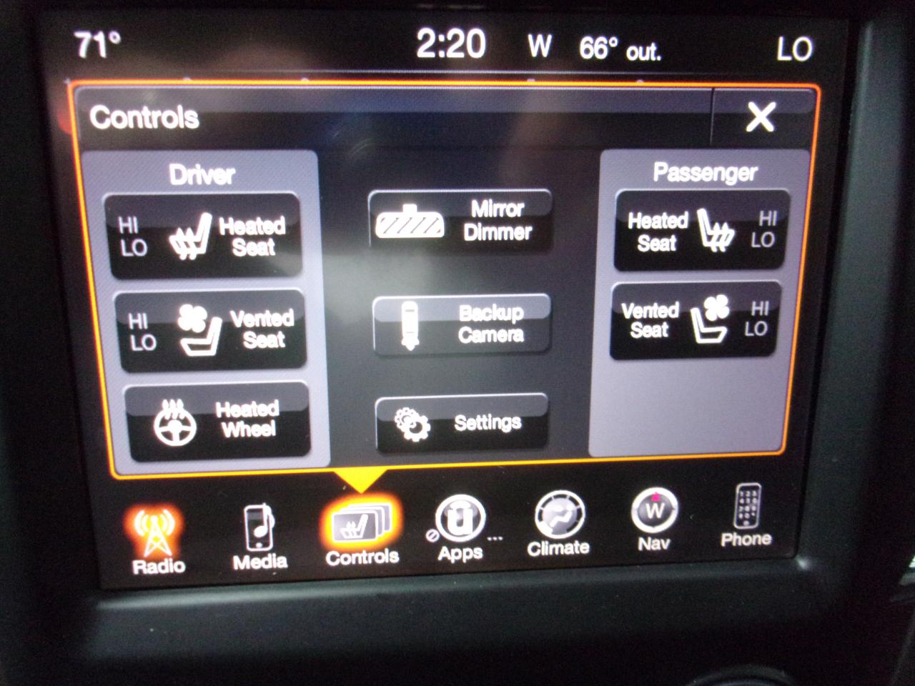 RAM 1500 Laramie Crew Cab LWB 4WD 2017
