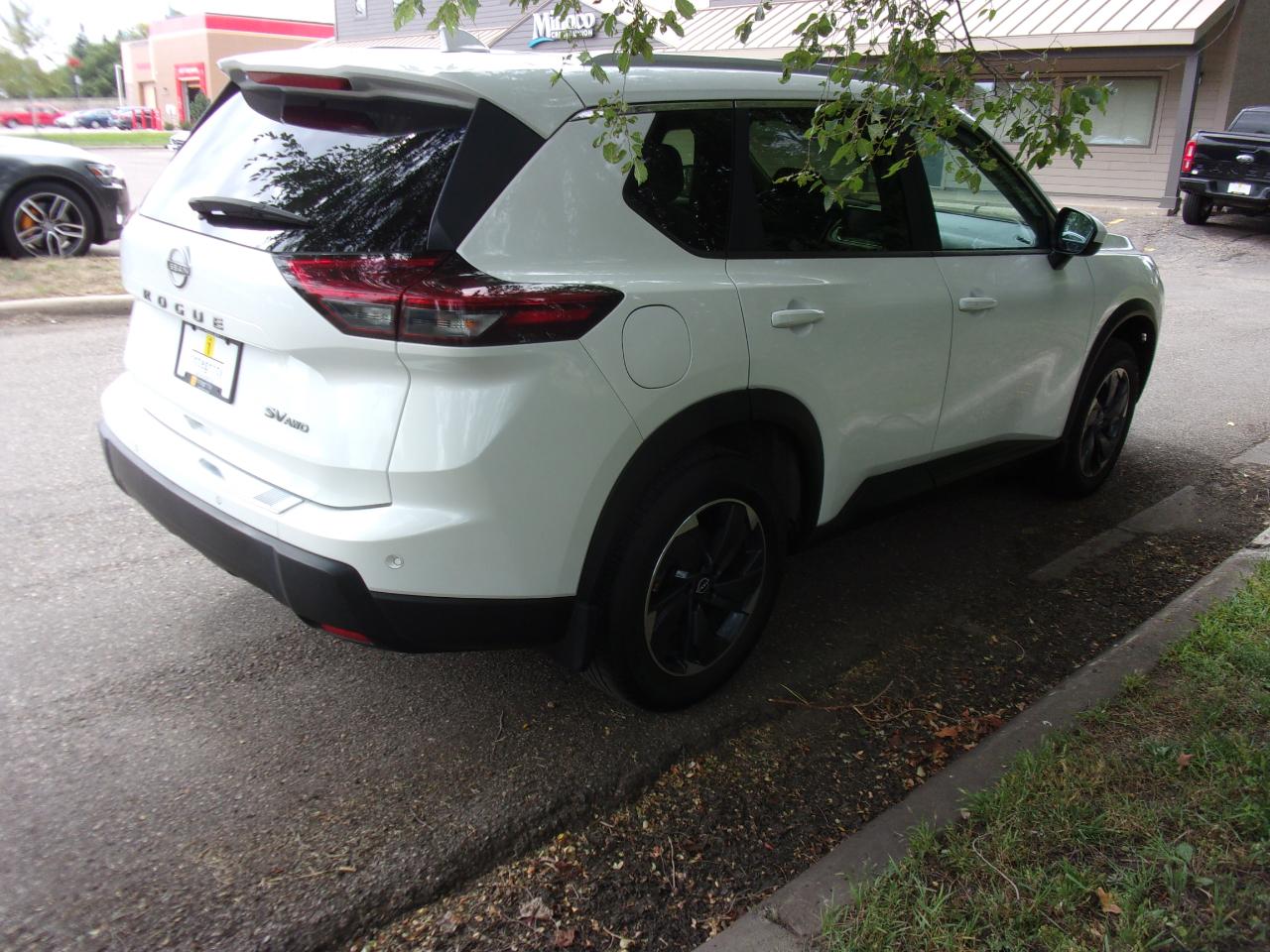 Nissan Rogue SV AWD 2024