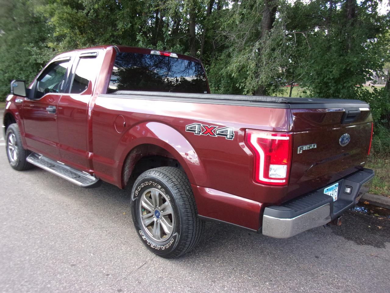 Ford F-150 4WD SuperCab 145" XLT 2015