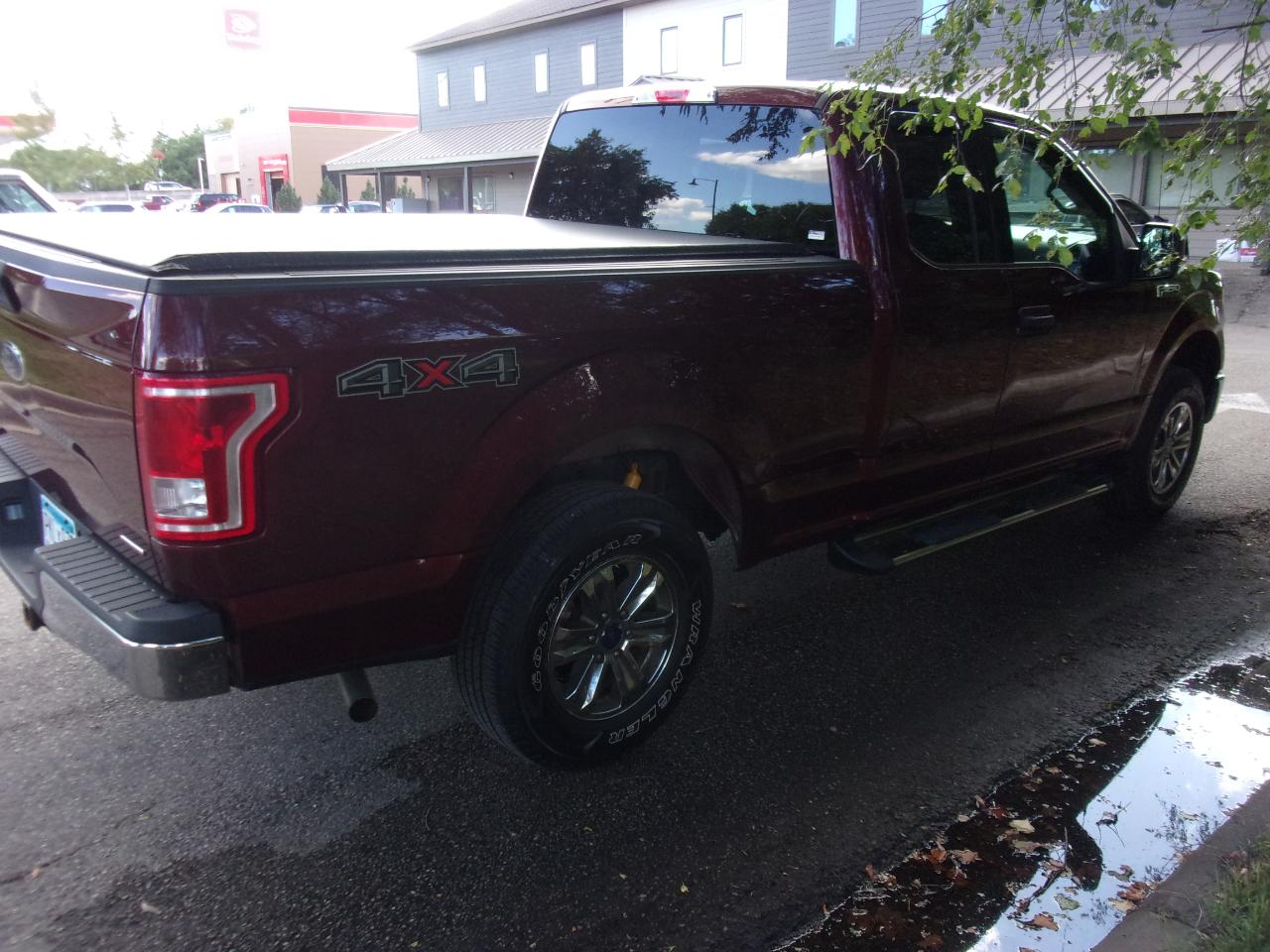Ford F-150 4WD SuperCab 145" XLT 2015